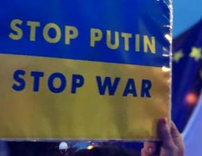 Najpopularniejsze osoby polskich mediw i TV jednogonie wspieraj Ukrain w wojnie z Rosj. Ich konta na Instagramie s pene niebiesko-tych kolorw